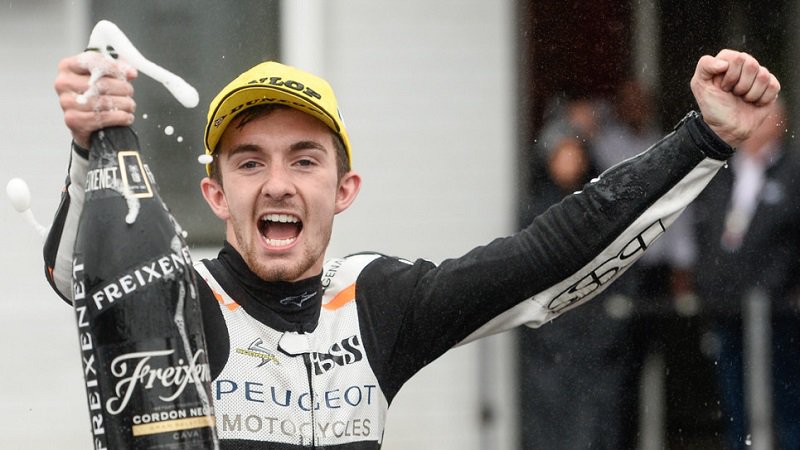 MOTO3-@johnmcp17 logró su primera victoria en el #gpczech elcancerbero.com/moto3gp-rep-ch… #Moto3 #GPRepublicaCheca