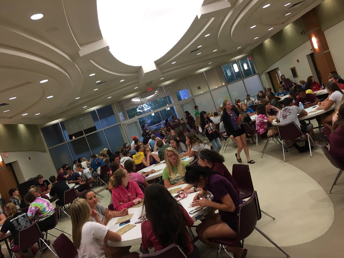 Mside16's tweet photo. Bingo's gettin LIT folks https://t.co/8GzG3Asj02