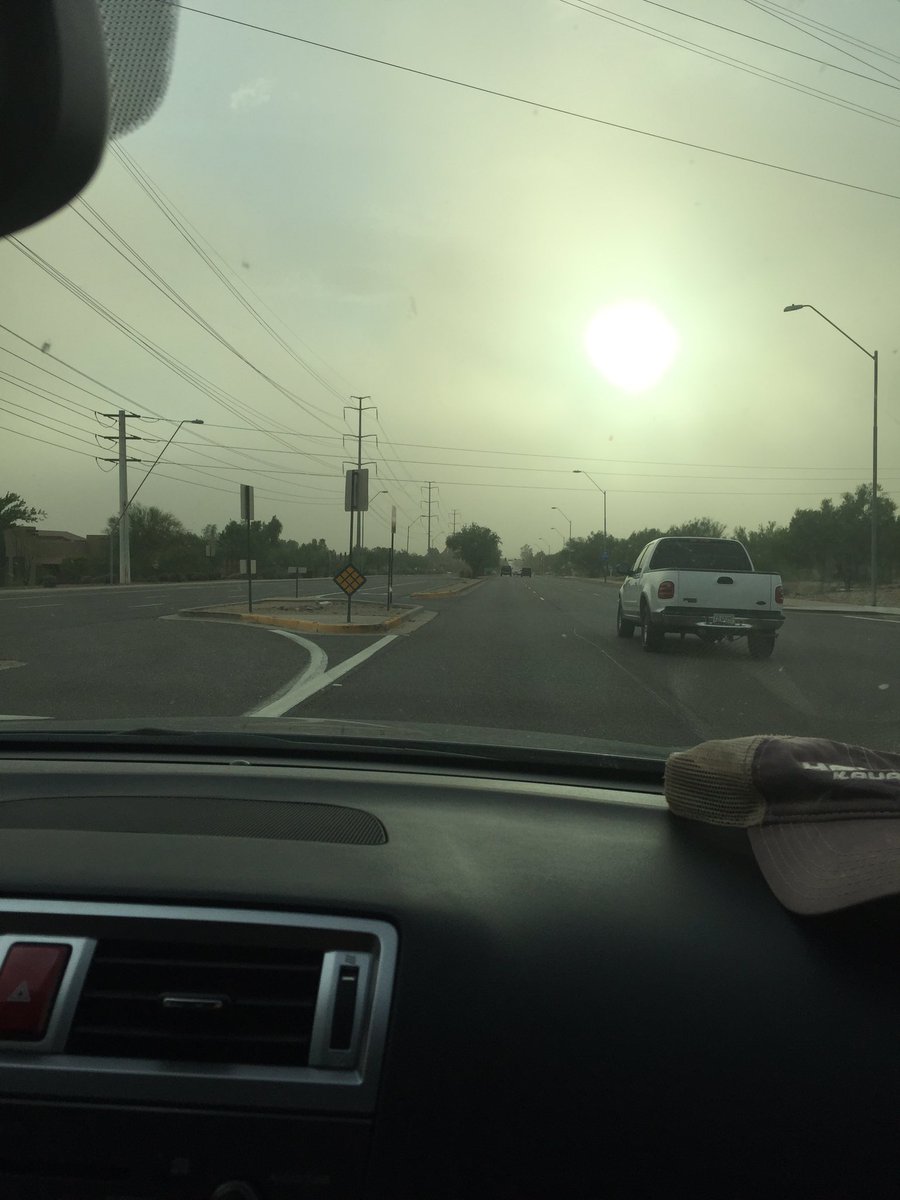 chaseroadrunner's tweet image. Shea Blvd headed west at Frank Lloyd Wright.  @NWSPhoenix @KimQuintero