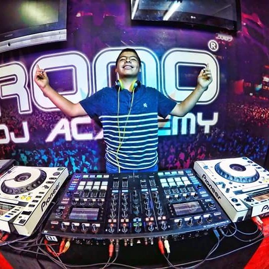 DJAJEC's tweet photo. 👊 Romo Dj Academy 👊 
#DjLine #RomoDjAcademy https://t.co/LDRKN3YuIQ