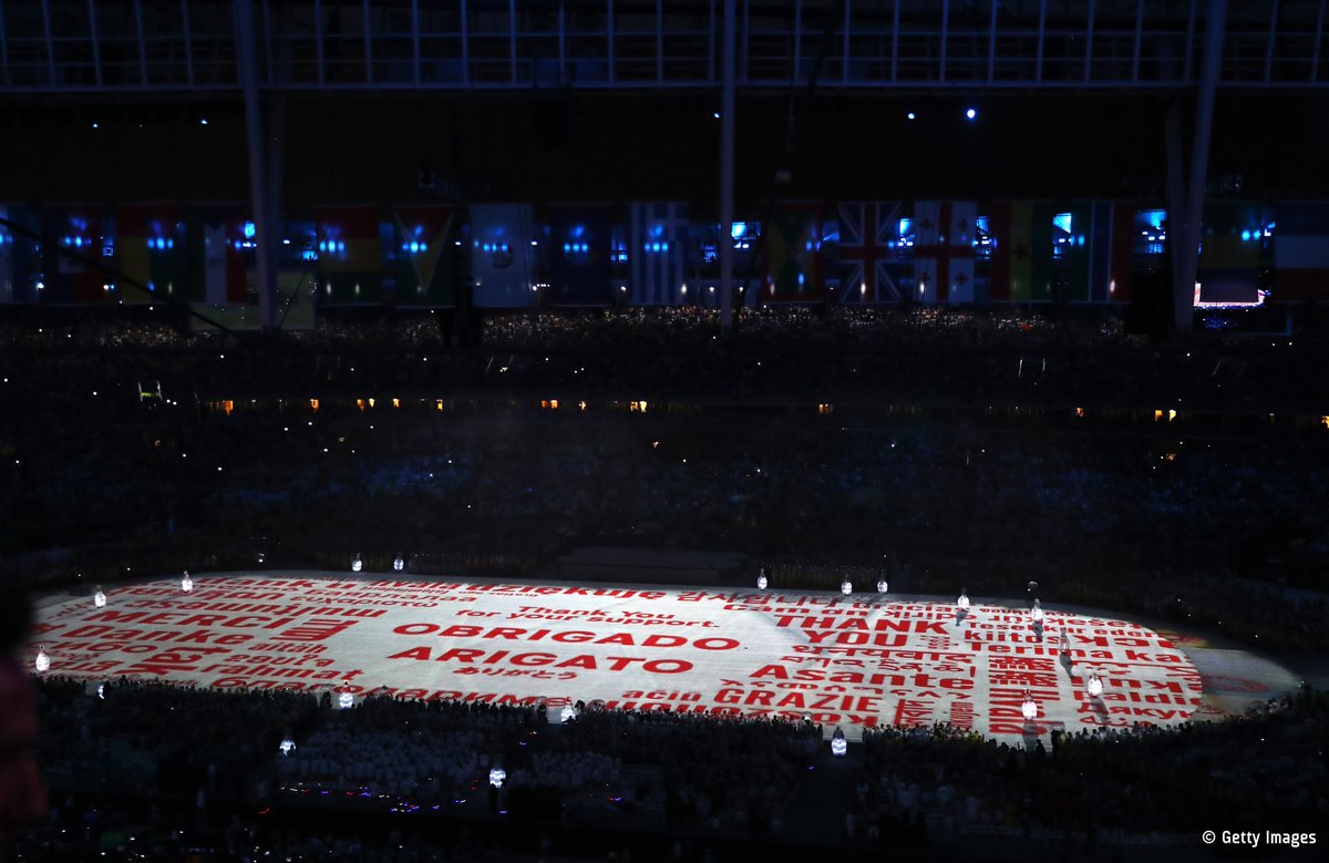 conadeoficial's tweet photo. #ViveRioXCONADE Se ilumina de rojo el Estadio Maracaná, rumbo a @Tokyo2020 #CeremoniaDeClausura

FOTO @rio2016_es https://t.co/FlP7MZhyPe