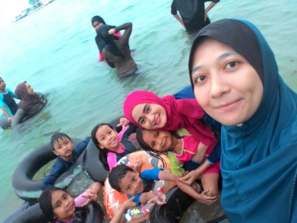 ainawahida93's tweet photo. ���💖💖
#pdtrip
#shortvacay
#familyfirst
#allgirls https://t.co/gkscXFEQOC