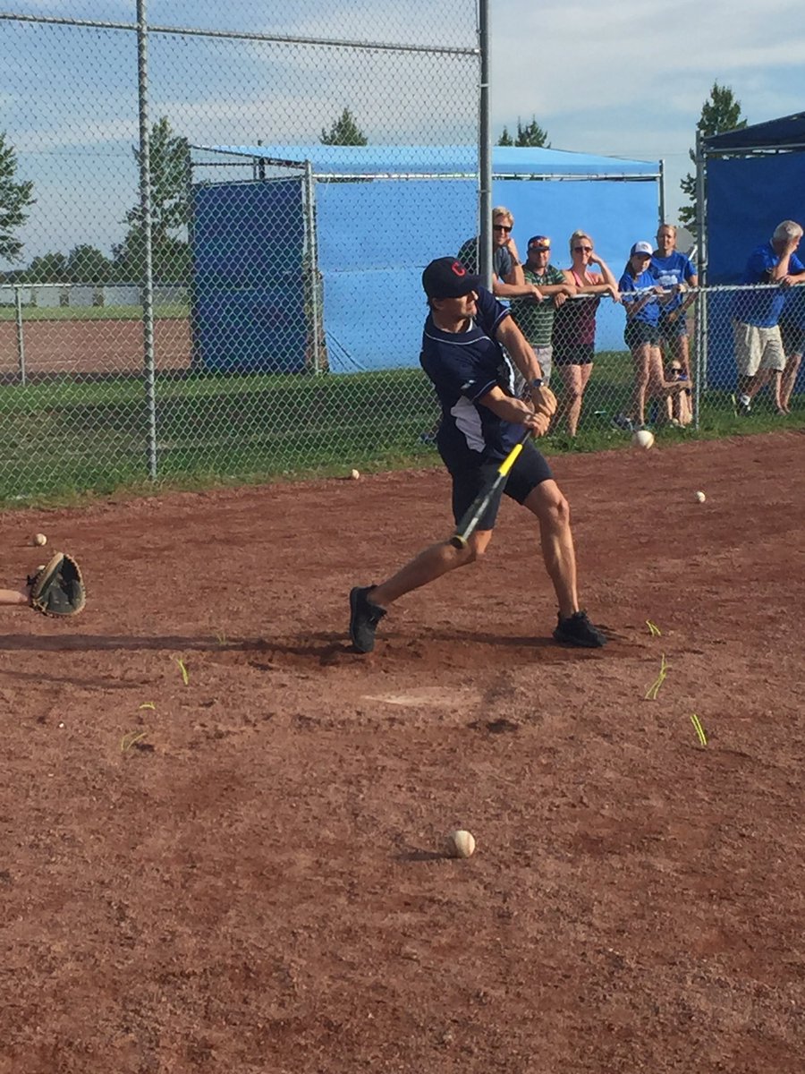 nathanschildren's tweet photo. @morganklimchuk about to knock one into the Springbank parking lot! Thanks Morgan for being part of our cause. https://t.co/1uvrGKiEdz