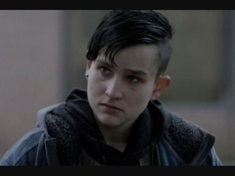 vetmed11's tweet photo. Watching the Emmy-worthy portrayal of the brave Bullet @IBexWeBex #badass #fave #rawtalent #TheKillingS3 💚 https://t.co/2memuodNQc