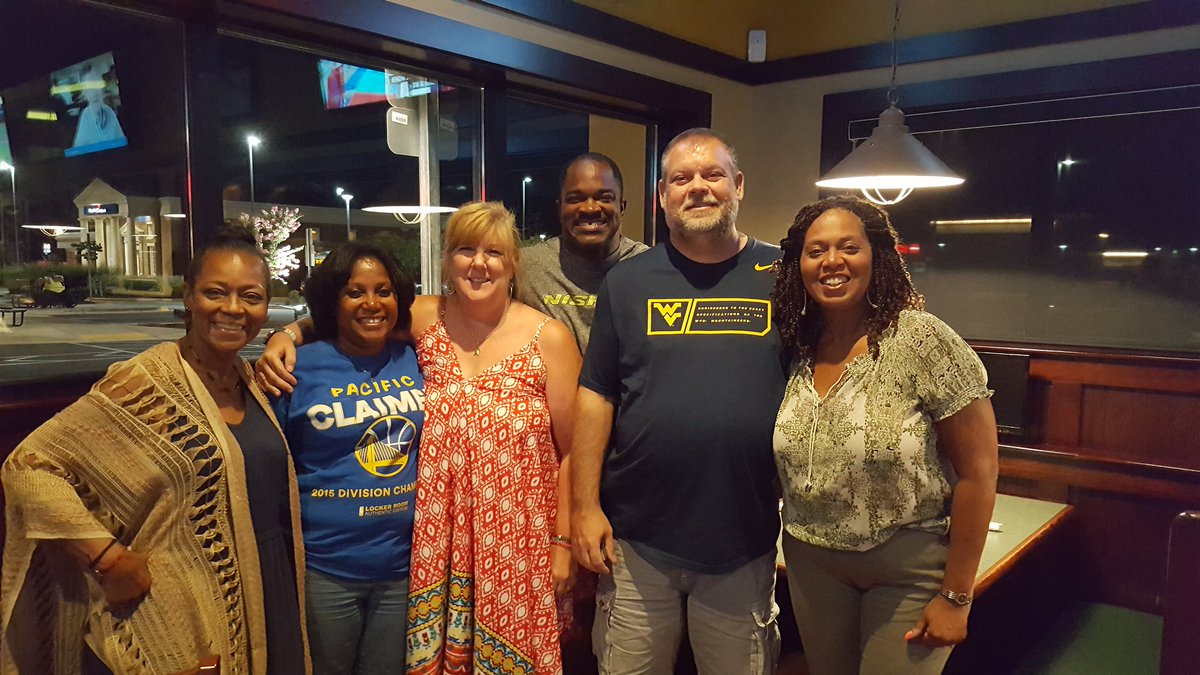 BPCFootball's tweet image. Good luck to all high school students &amp;amp; college students as you start a new academic &amp;amp; athletic year. Go Panthers !