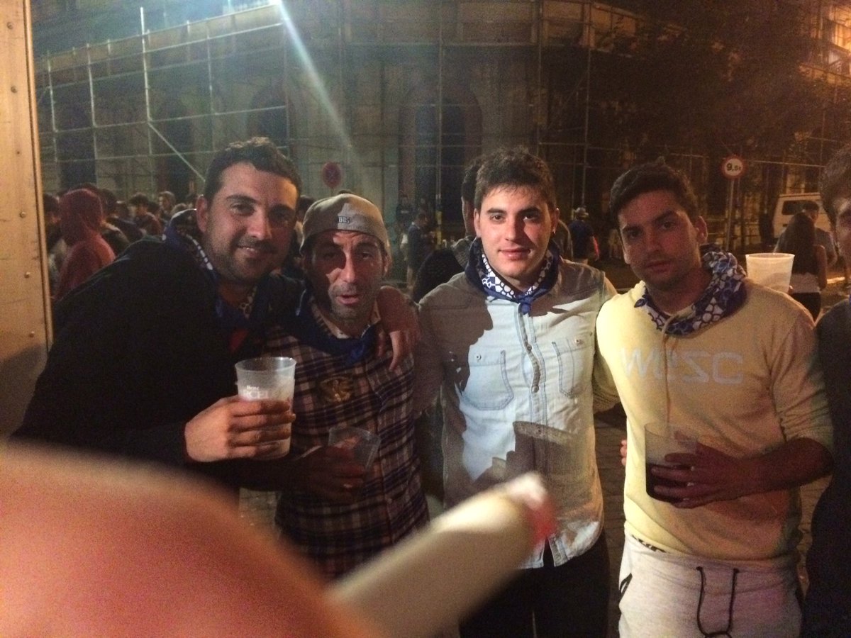 karlitos2005's tweet photo. Viva Cádiz!!! Gora!! #gogorregi https://t.co/mJ1fAIBpSf