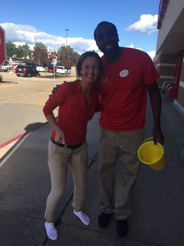 Stephanie V (@stephydoodle) on Twitter photo 