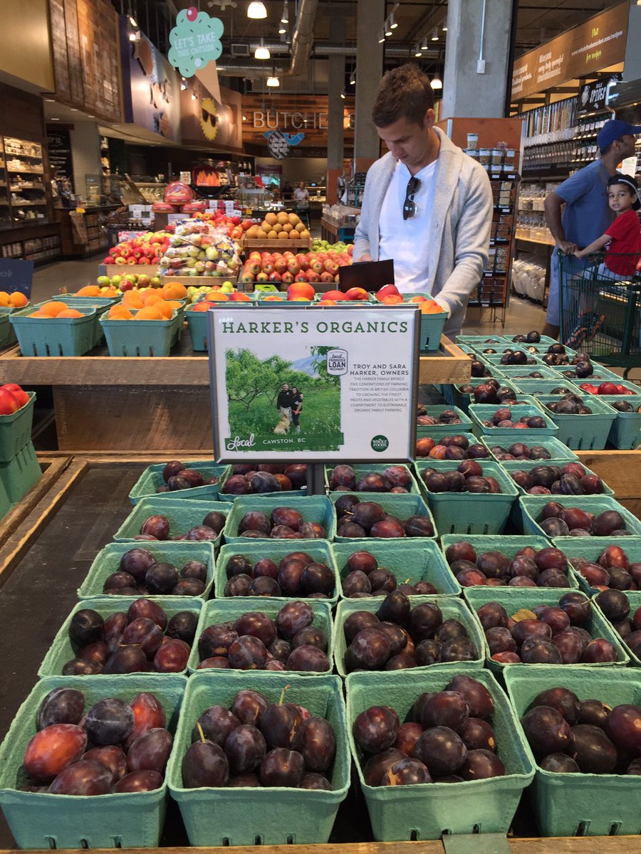 wearsass's tweet photo. @HarkersOrganics saw a great display at Whole Foods - and fabulous jams at PNE🍒🍎 https://t.co/olPtj0p5sp