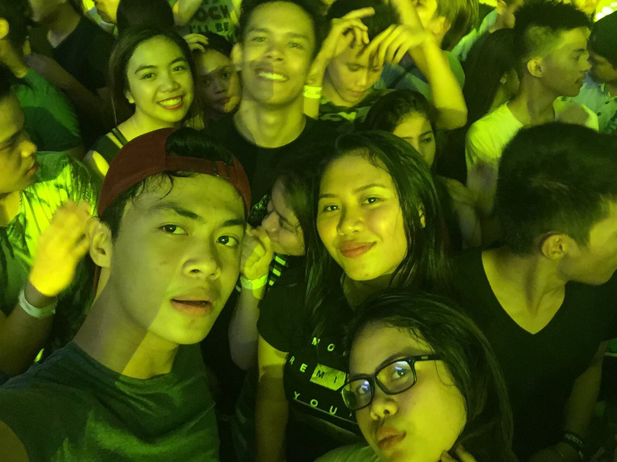 godfreykent's tweet photo. #KadayawanInvasion https://t.co/QU0CEhHdFZ
