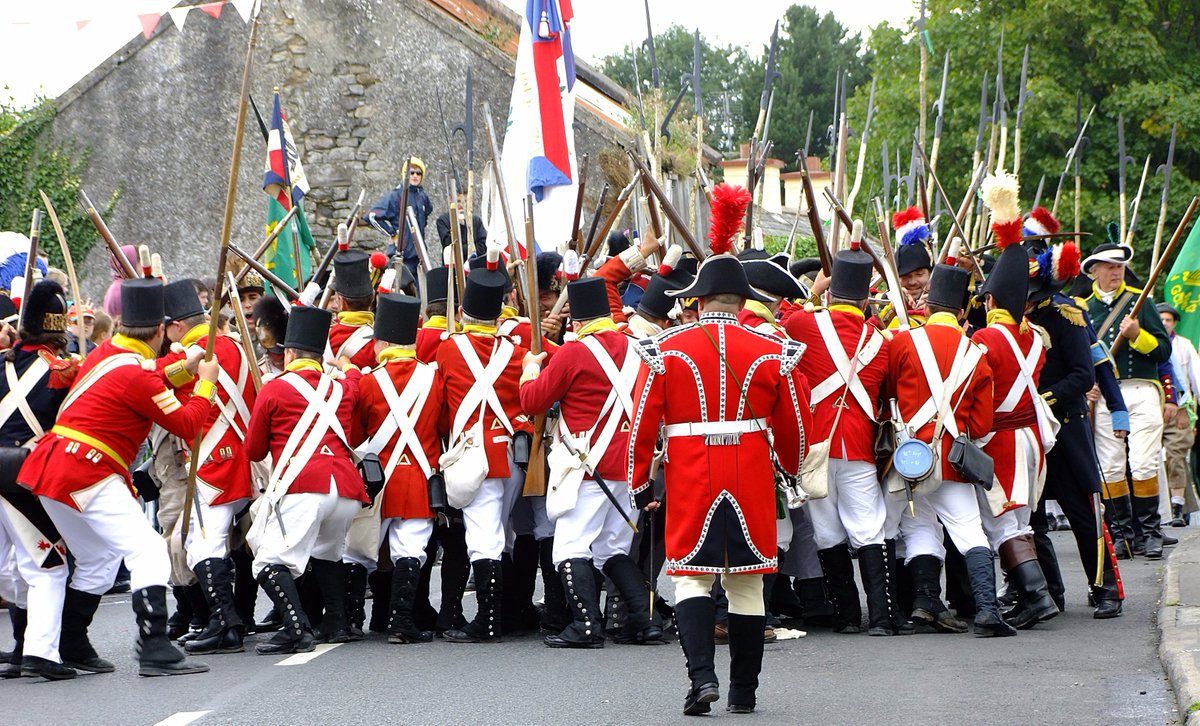 OldDublinTown's tweet photo. Today 1798 - General Humbert &amp; 1019 French soldiers land at Killala Co Mayo #Ireland #History @Failte_Ireland https://t.co/3IjCM4QmbT