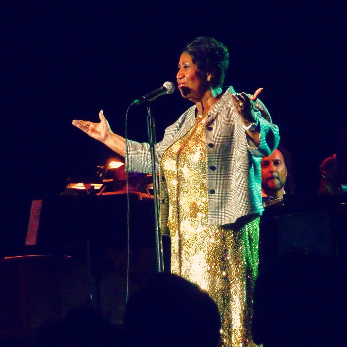 PerfectMark1's tweet image. Watching The Queen of Soul live! A dream come true. ❤️ U Aretha Franklin