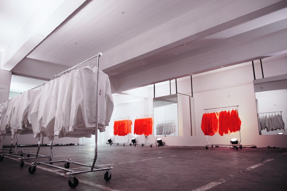 LlewellynLamber's tweet photo. A Look inside the @kanyewest #PabloPopUp on Bree Street https://t.co/389LnQNDmM https://t.co/8jYXCDFv3W