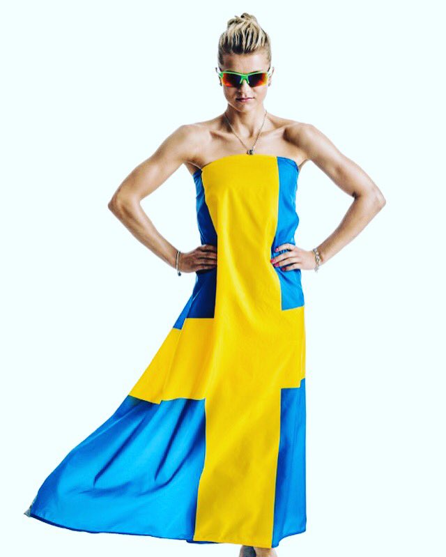 carlomiarifulcs's tweet photo. @jennyrissveds @NinoSchurterCf winner of @Rio2016 @Olympics #mtb #photoby @carlomiarifulcis for @oakley https://t.co/xobqcwidQ8