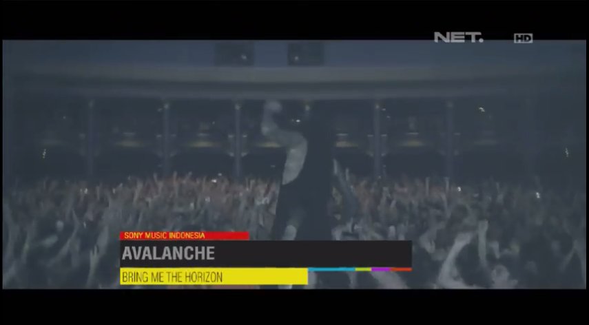 DickyRinaldo's tweet photo. Buat kalian yg udah nunggu2 BMTH, we play Bring Me The Horizon - Avalanche #BreakoutNETDecades https://t.co/dZ7KEqpm5t