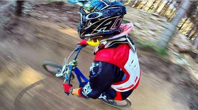 proaddicts's tweet image. A tope con el lunes! 💪🏽🤘🏽💥
📸: @95miker 
Sube tus mejores videos a proaddicts.com 👍🏽
#proaddicts.com #dh