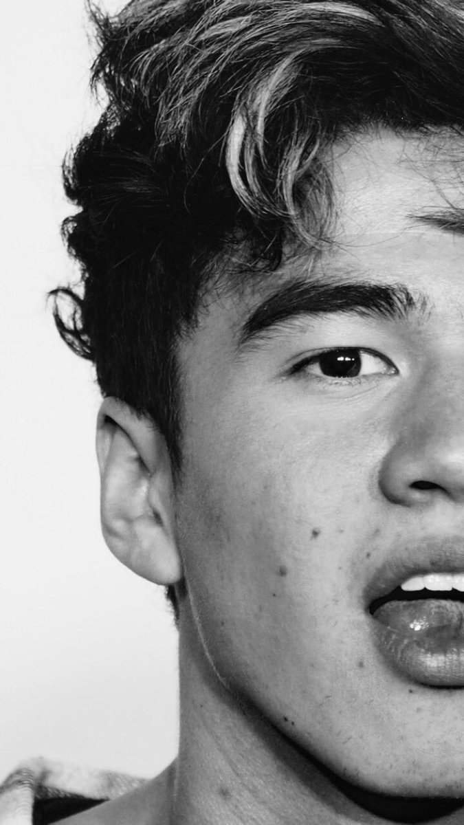 Calum Hood (@calum5sos) on Twitter photo 