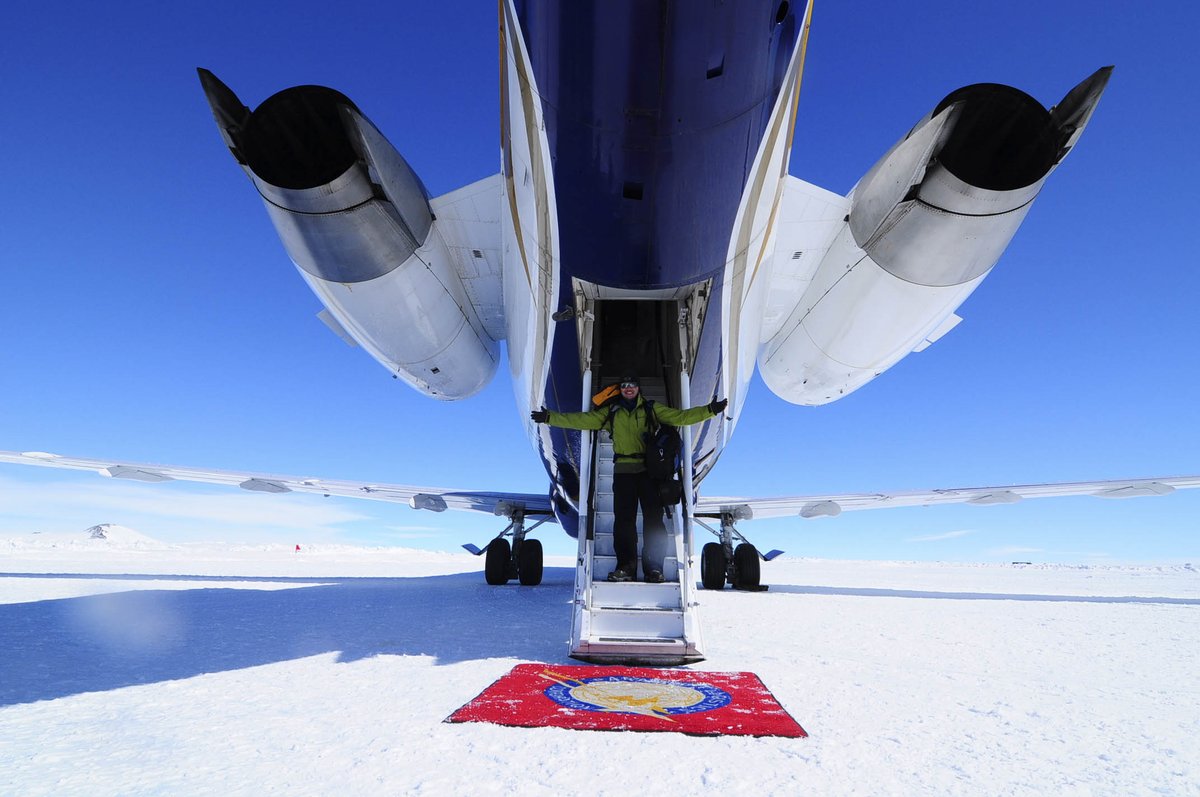 LLThailandMag's tweet photo. #Luxury #Hotel in #Antarctica #travel #lifestyle #holiday #fivestar #exclusive #resort https://t.co/e2Rezkmq2F https://t.co/F4A1aMmdic