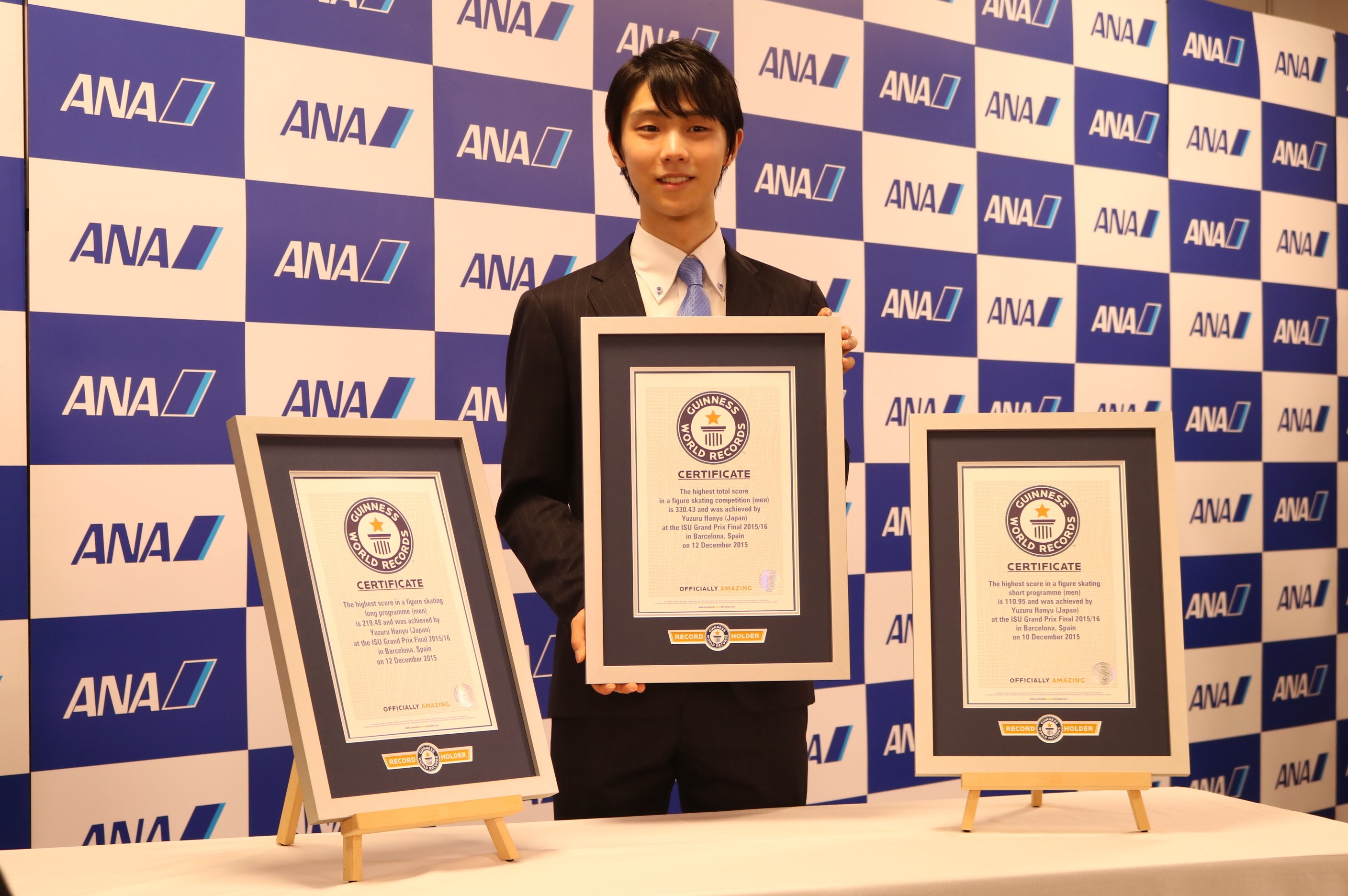 Ana旅のつぶやき 公式 羽生結弦選手 ギネス世界記録認定 Isuグランプリファイナル国際フィギュアスケート選手権大会15において 男子フィギュアスケートにおける最高得点など３つの記録を達成し ギネス世界記録に認定されました T Co