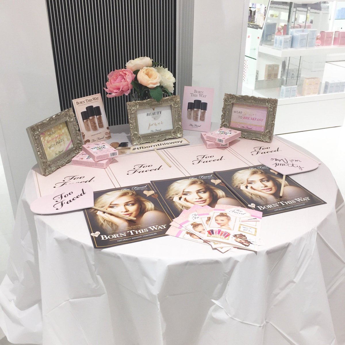 NEW POST - Too Faced event over on buff.ly/2bxJpRU <a href="/BBloggersRT/">Beauty Bloggers RT</a> <a href="/RT_BLOGLOVE/">RT_BLOGLOVE</a> #thegirlgang #welshbloggers