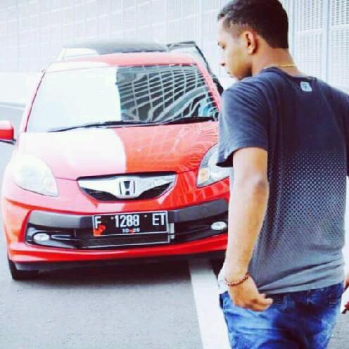 dennisrumaseb's tweet photo. Join my LIVE on #BIGOLIVE. https://t.co/utTkM7eU2P https://t.co/X3e73mkNba
