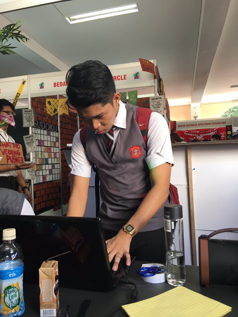 BDT_SanBeda's tweet photo. We're still open! What are you waiting for? Register now! #BdtExMo #OrgFair2016 https://t.co/2PBGkIxdMd