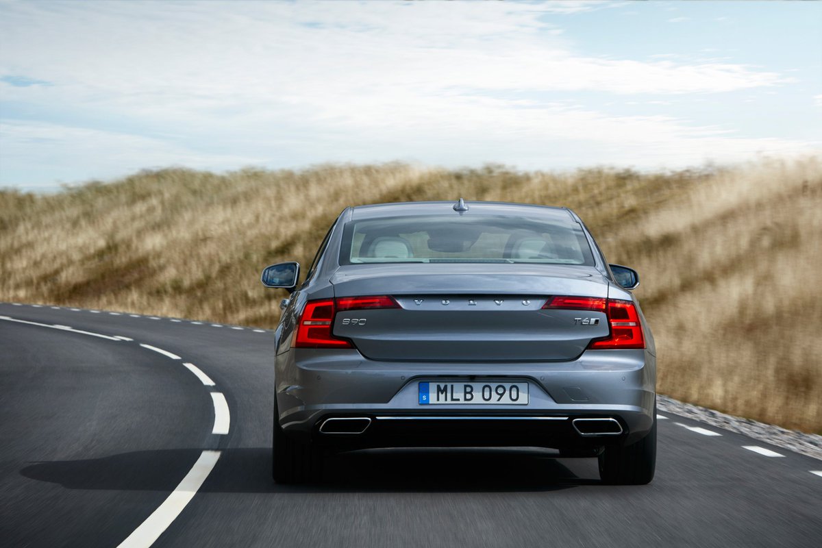 VolvoSedauto's tweet photo. Visítanos y descúbre el Nuevo VOLVO S90. #Sedauto https://t.co/0xs0hbiY6Z