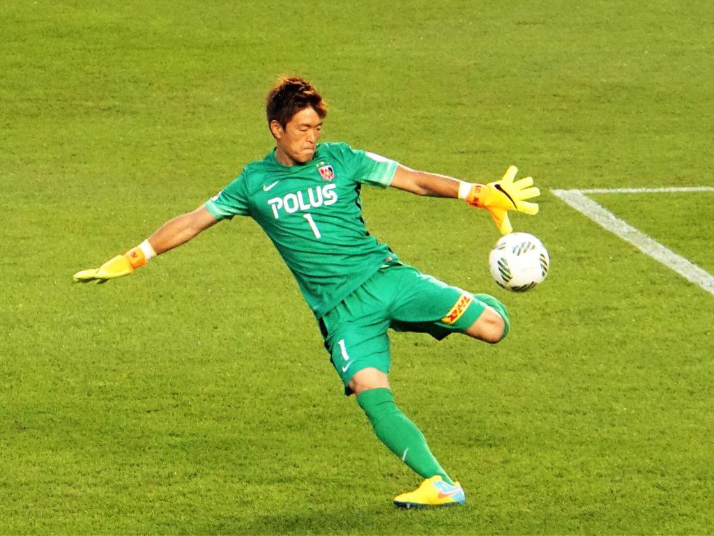 サッカー大好きピーポー Ar Twitter 西川周作のパントの正確さ 見ていて 見方にドンピシャに合わせるのスゲーわ 見方にパス合いすぎて ある意味気持ち悪い笑笑 あんなパント蹴れないからね笑笑 サッカー大好きピーポー Ar Twitter 西川周作のパントの正確さ 見ていて 見方にドンピシャに合わせるのスゲーわ 見方にパス合いすぎて ある意味気持ち悪い笑笑 あんなパント蹴れないからね笑笑