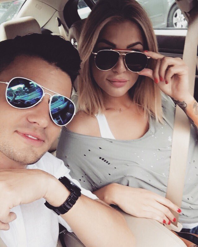 AniaWShore's tweet photo. Najdroższy :) ❤️❤️❤️ https://t.co/Z3FmWtZA6f