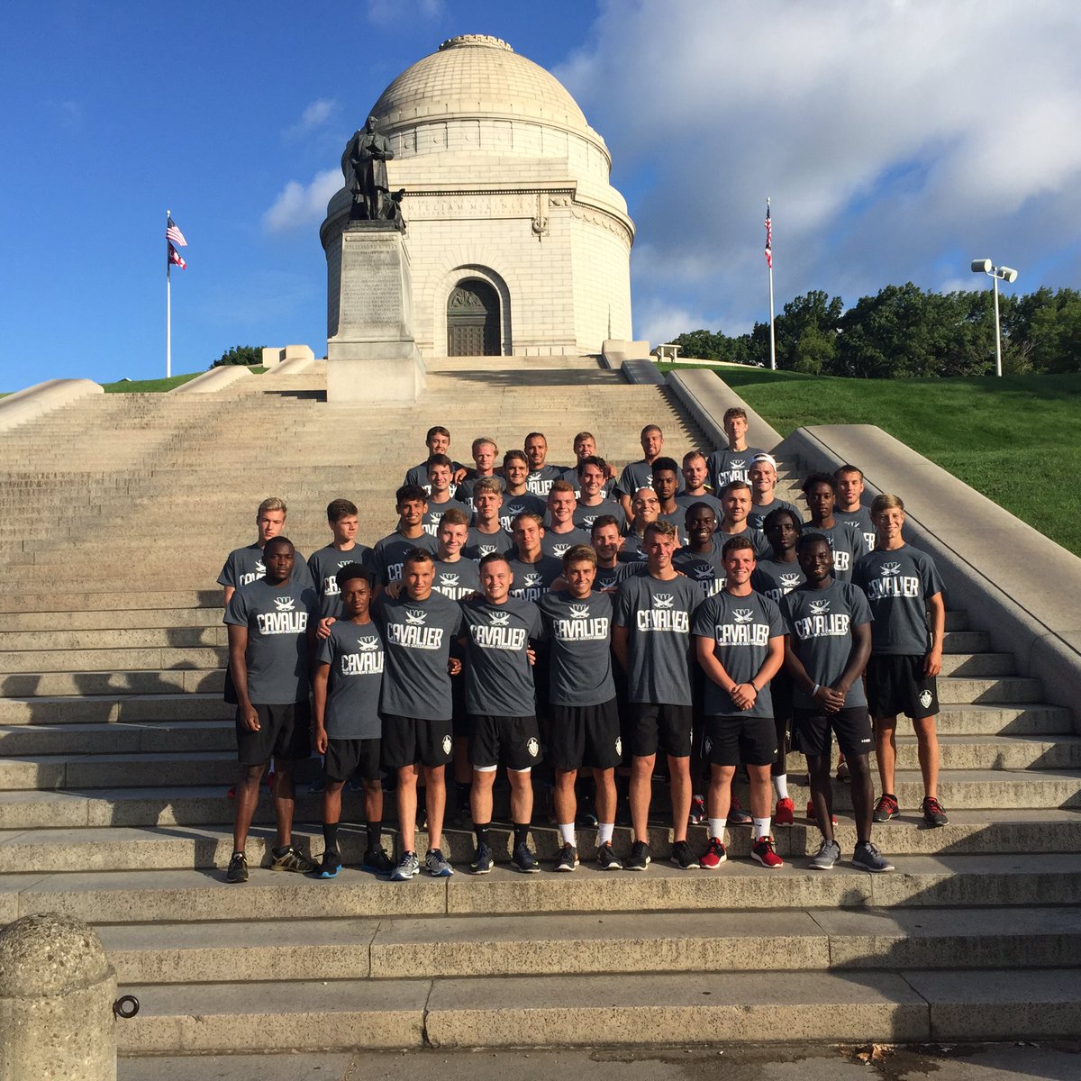 WalshU_Soccer's tweet photo. "We don't rise to the level of our expectations; we fall to the level of our training! #monumentrun https://t.co/2IGeApbMRN