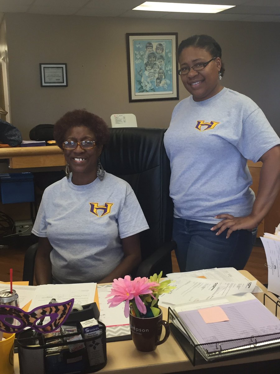 nrburgermiddle's tweet photo. BMS Spirit T-shirts #2016-2017 #TogetherBurgerW.I.N.S. #HPSD #bmsforwardtogether @HPSD @EducatorRLW https://t.co/cqmrc0du23