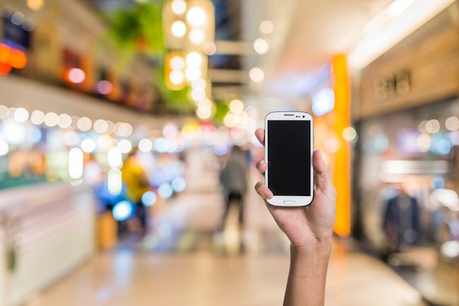 FWmediaEurope's tweet photo. #Retail : 4 comportements d’achat dans les centres commerciaux à l’heure du #digital https://t.co/9EmjtfARyt https://t.co/tmSRDa8nJE