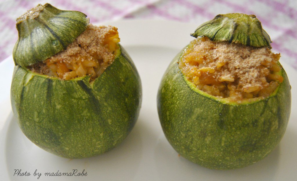 madamaRobe's tweet photo. Zucchine ripiene di riso integrale alla zucca – Courgettes filled with whole rice… https://t.co/EizgBP1ujt https://t.co/BiQRVBJE56