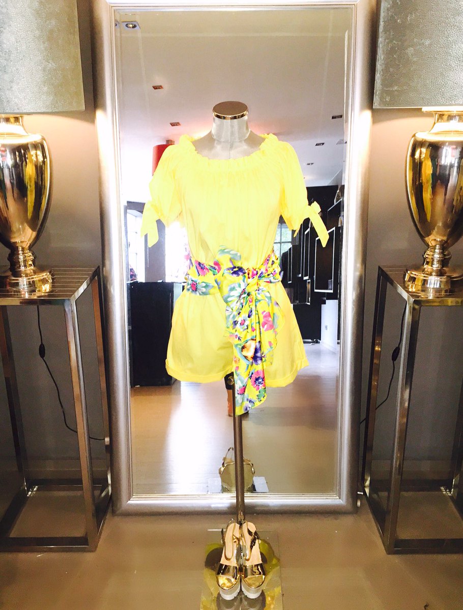 DYCMILLIONS's tweet photo. #Sunshine #Yellow #Summer #Flowers #Belt #Scarf #Sweet #Cute #Style2016 #Gold #Shoes #Beach #MillionsandMillions https://t.co/RHksxn5ZIo