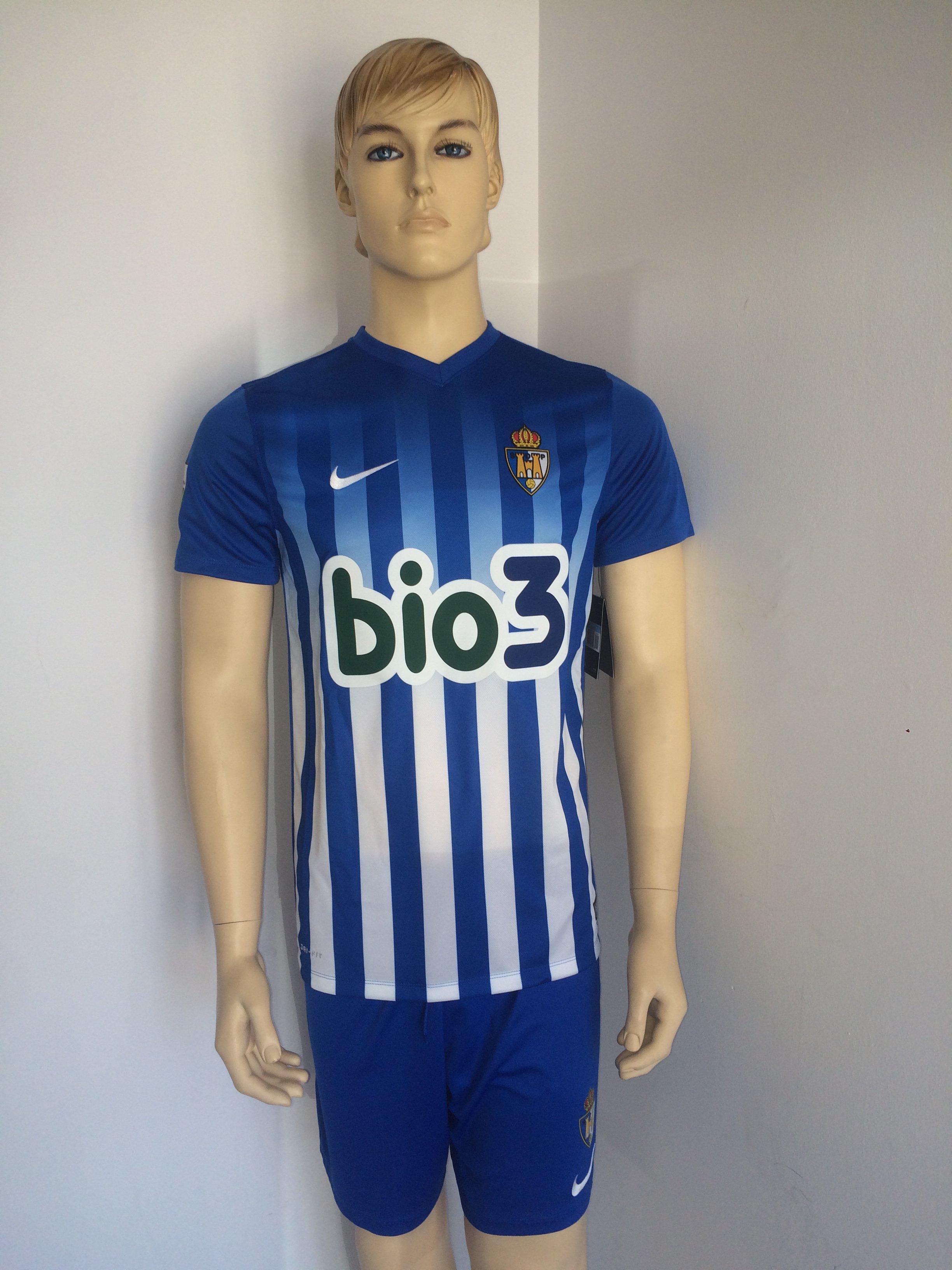 SD Ponferradina SAD on Twitter: Oficial - A la venta la 1ª 2ª camiseta oficial NIKE de esta temporada. PVP - 57 €. #SDP #Ponferradina https://t.co/7UMqUx790P" / Twitter
