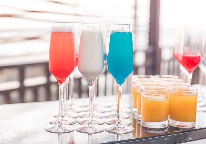fisherman_cove's tweet photo. Celebrate the warmth of summer with chic eats and sparkling aperitifs: https://t.co/bGtumGkdNj #LMSUMMER https://t.co/CnRXwCPTxB