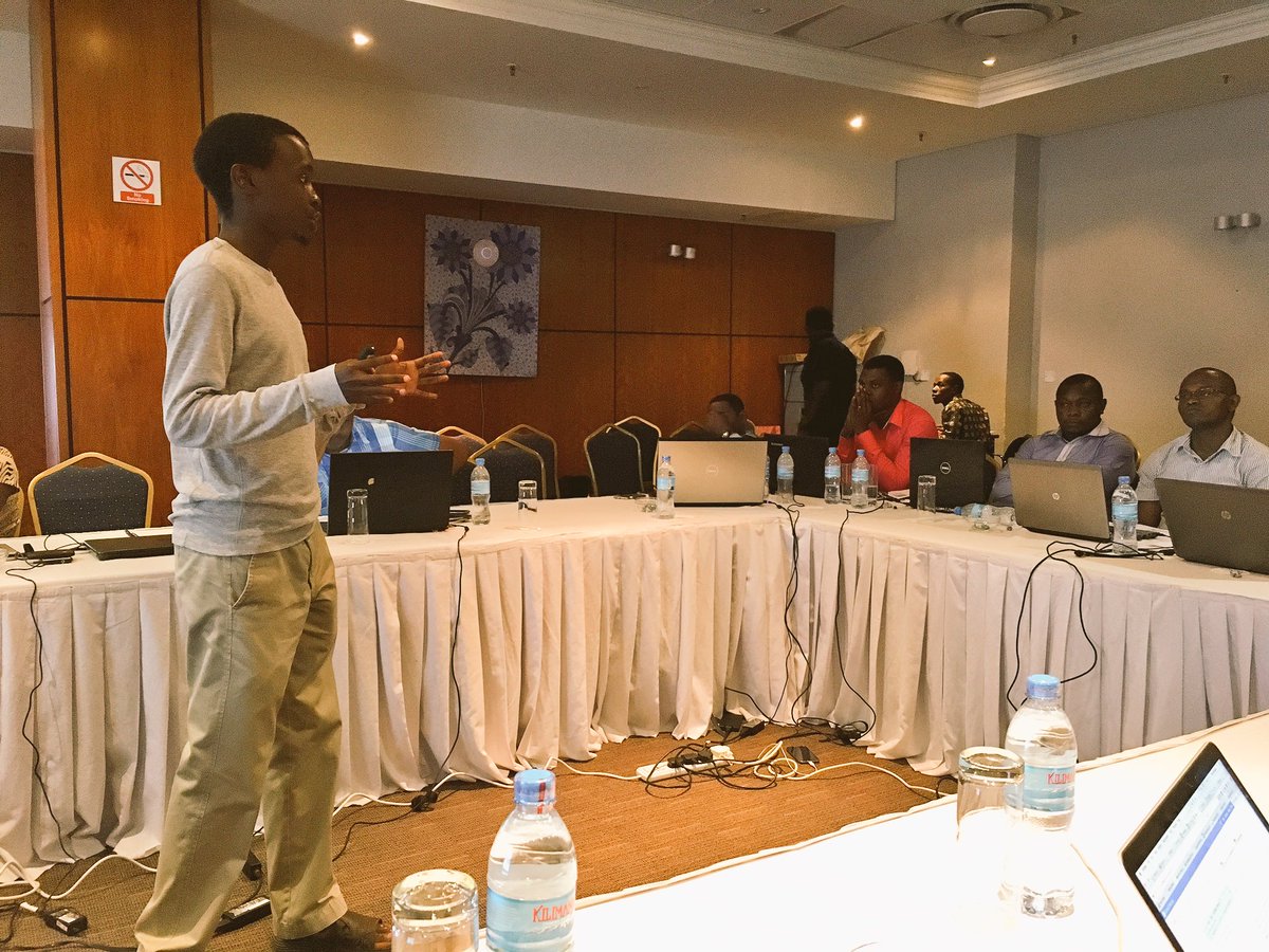 ngoburdhan's tweet photo. pokui debunking #ipv6 myths at #tznog. https://t.co/Ok7VV1dG0W