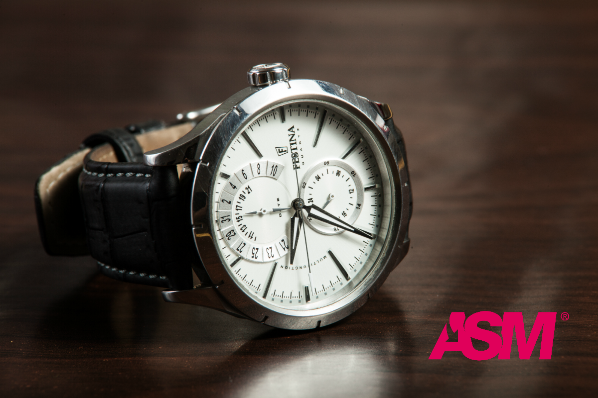 GLSSantBoi's tweet photo. ¿Te has olvidado el reloj en el hotel o las gafas en el apartamento? #ASMGo: #envíos pequeños, urgentes y baratos. https://t.co/gVtMX0O6mn
