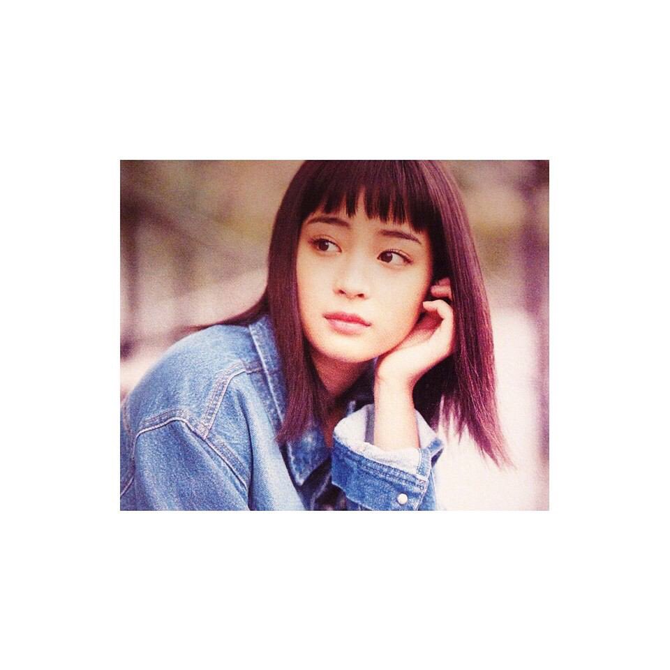Suzu_erina_'s tweet photo. いろんな方と知り合って、すずちゃんの情報たくさん知りたいです！

#広瀬すずに会いたい人RT 
#広瀬すず 
#広瀬すず好きな人RT 
#繋がりたい人RT
#すずちゃん可愛いと思う人RT 
#RTした人全員フォローする https://t.co/iGtyHvTtem