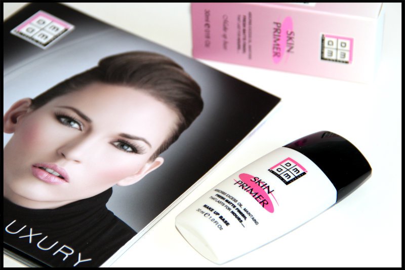 xpressionsstyle's tweet photo. Beat these hot days with DMGM primer on. https://t.co/1n1J1akptG
#HotUAE #Makeup #Skinprimer #Lastingmakeup https://t.co/Qm69fbEA3w