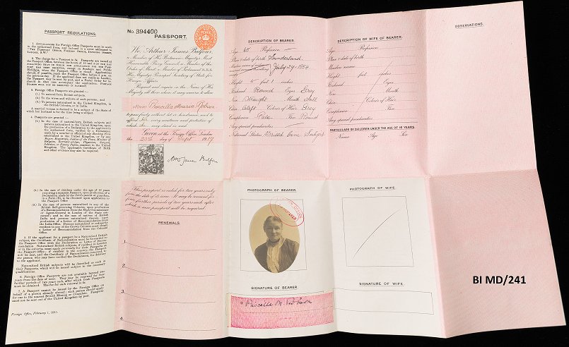 UoYBorthwick's tweet photo. This is what passports looked like in 1919. Looks like a hassle to unfold in an airport queue! #miscdocuments https://t.co/EMzccSQy1R