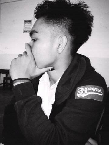 RobertHiidayat's tweet photo. terus usaha banyak doa yg JAKET HITAM jgn sampek lolos :v
#justsong #dycal #php #forhate #haters? #no #noalay https://t.co/i0wCB8Vxka