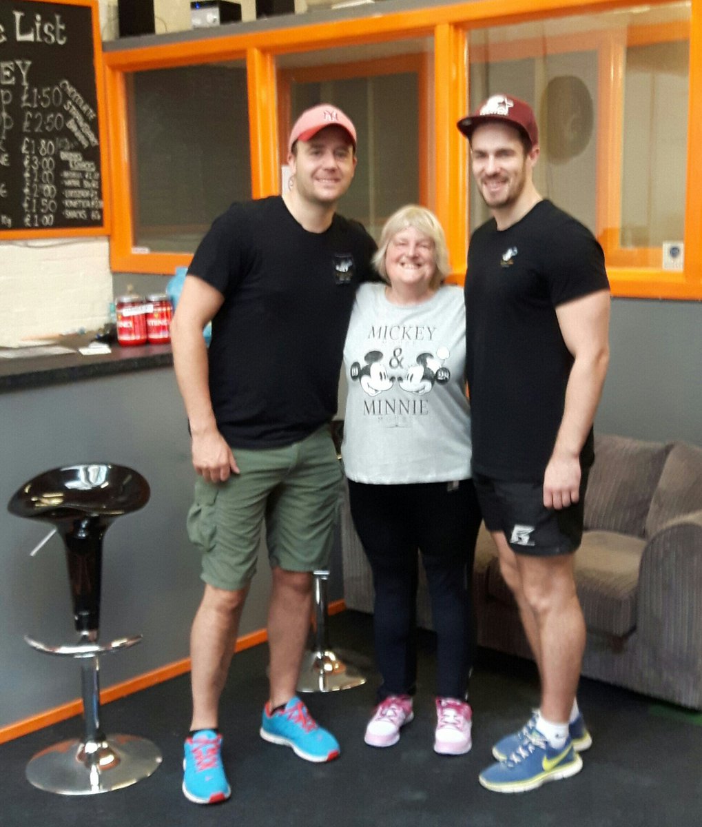 lynjobaggins's tweet photo. @davidcoumar @suziemarine @WaggieWalks GreatFacilities @EvolutionOsw lovely Owners in very nice shape of Matt&amp;Jimmy😁 https://t.co/CbVIxqc0SX