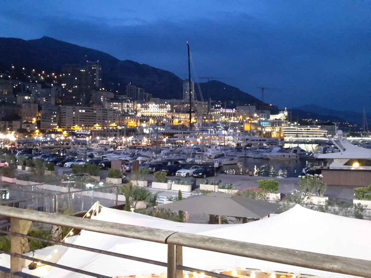 DiegoBeccaria's tweet photo. montecarlo   il lusso spadroneggia https://t.co/UX7ZPn0GbY