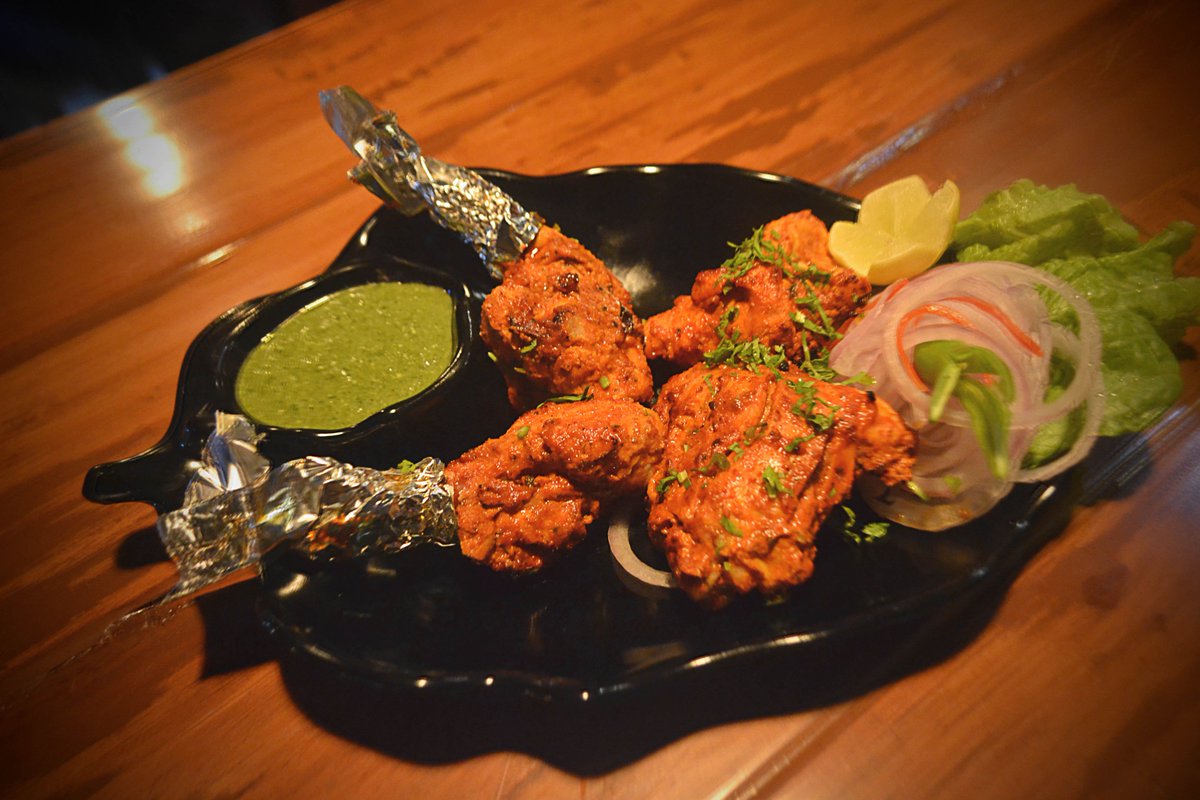 Barrack62noida's tweet photo. Head on to #barrack62 for such mouth watering dishes! #drumsofheaven #noida 
Call now for reservations 099903 11166 https://t.co/FrB2S1QGU9
