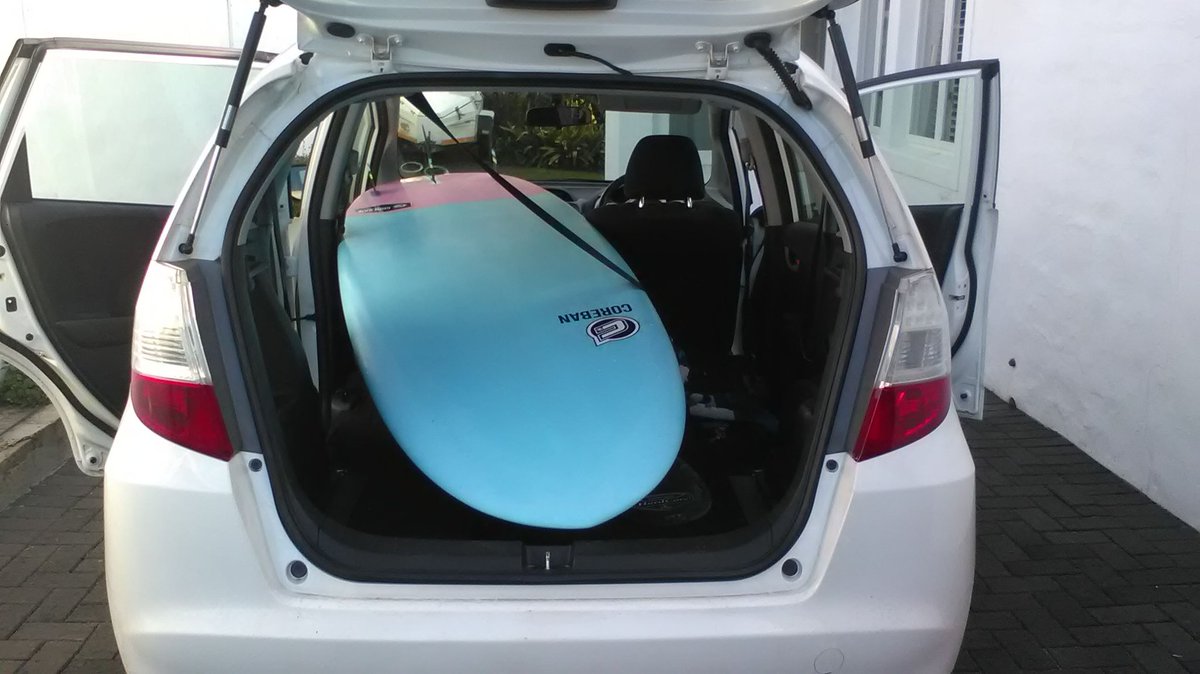 MelissaAVolker's tweet photo. Never underestimate a Honda Jazz.  9ft #SUP #Coreban #California who needs roof racks? https://t.co/JGXIX7oNjK