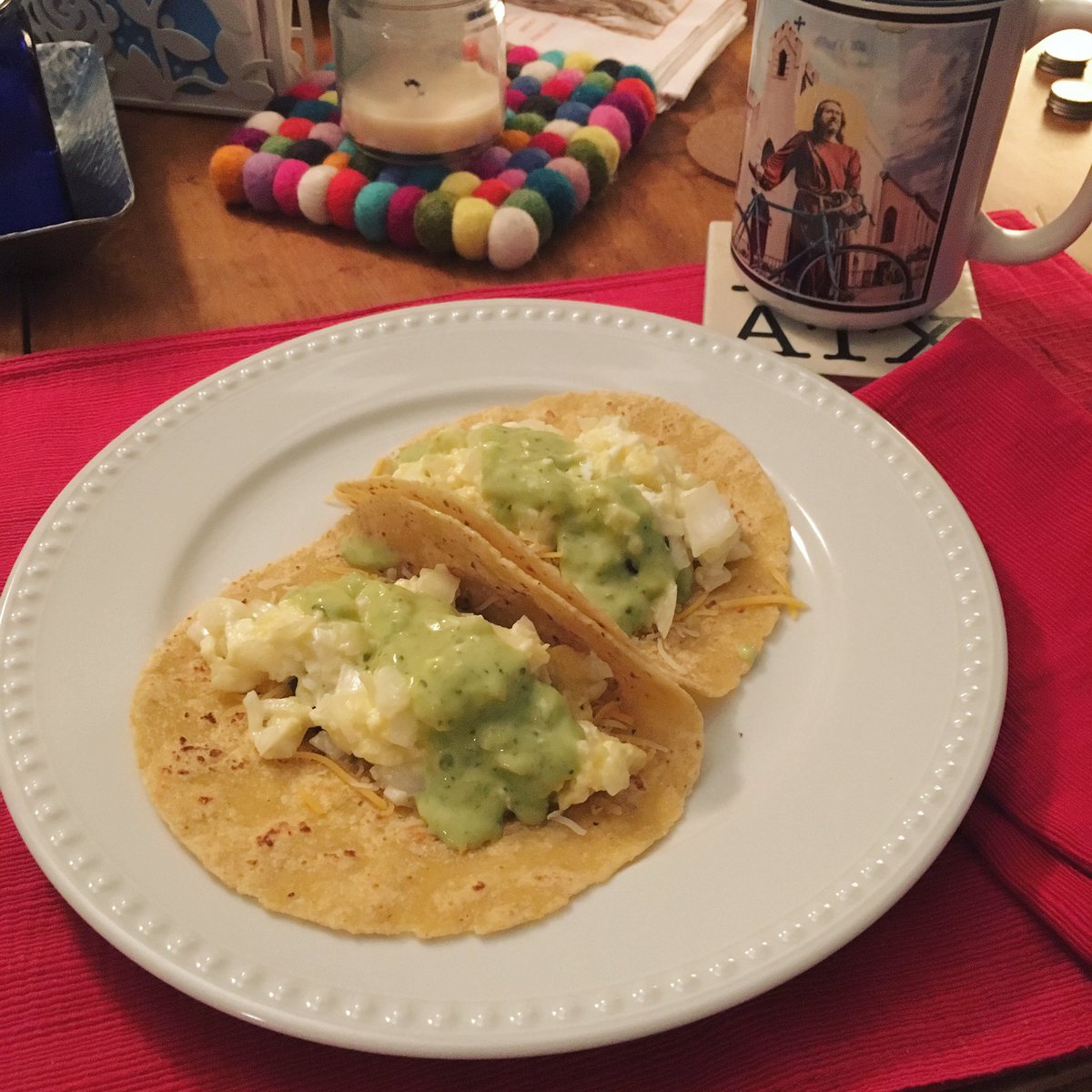 StellaCooks's tweet image. Breakfast tacos with a side of Austin Fixie Jesus (get yours at @holygroundscafe) #atx #tacos #fixiejesus