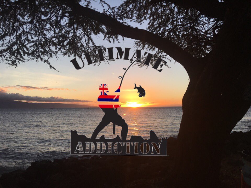 UltimateAddict1's tweet image. Today's sunset from the island of Maui Hawaii