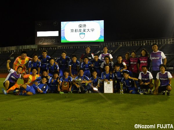 gekisaka's tweet photo. 【写真特集】京都産業大が2年ぶり5度目V!!PK戦の末の逆転勝利で天皇杯本選へ(21枚) https://t.co/AD7Edh9Sj2 #gekisaka https://t.co/3BbHv3HFZh