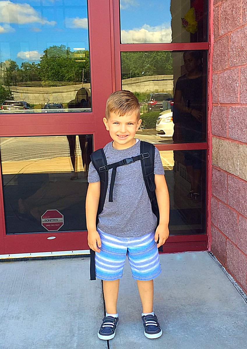AmberEarhart's tweet photo. Kindergarten here he comes!! 😁 #SPHFirstDay https://t.co/NYSH02wGkm