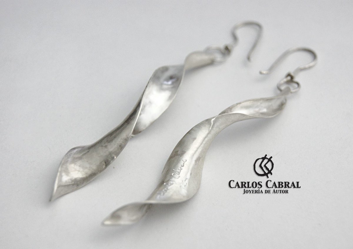 ccjoyeriadautor's tweet photo. "Helix D" @joyeriadeautor @EnGuadalajara https://t.co/UiyAZ29o4v